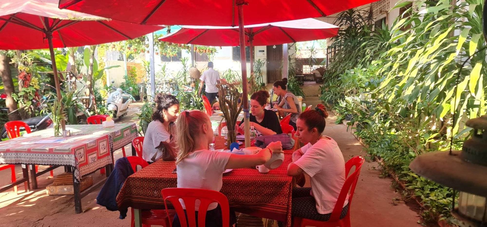 Relax Resort Angkor Villa Siem Reap Esterno foto