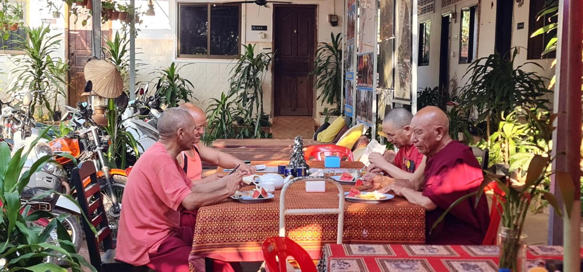 Relax Resort Angkor Villa Siem Reap Esterno foto